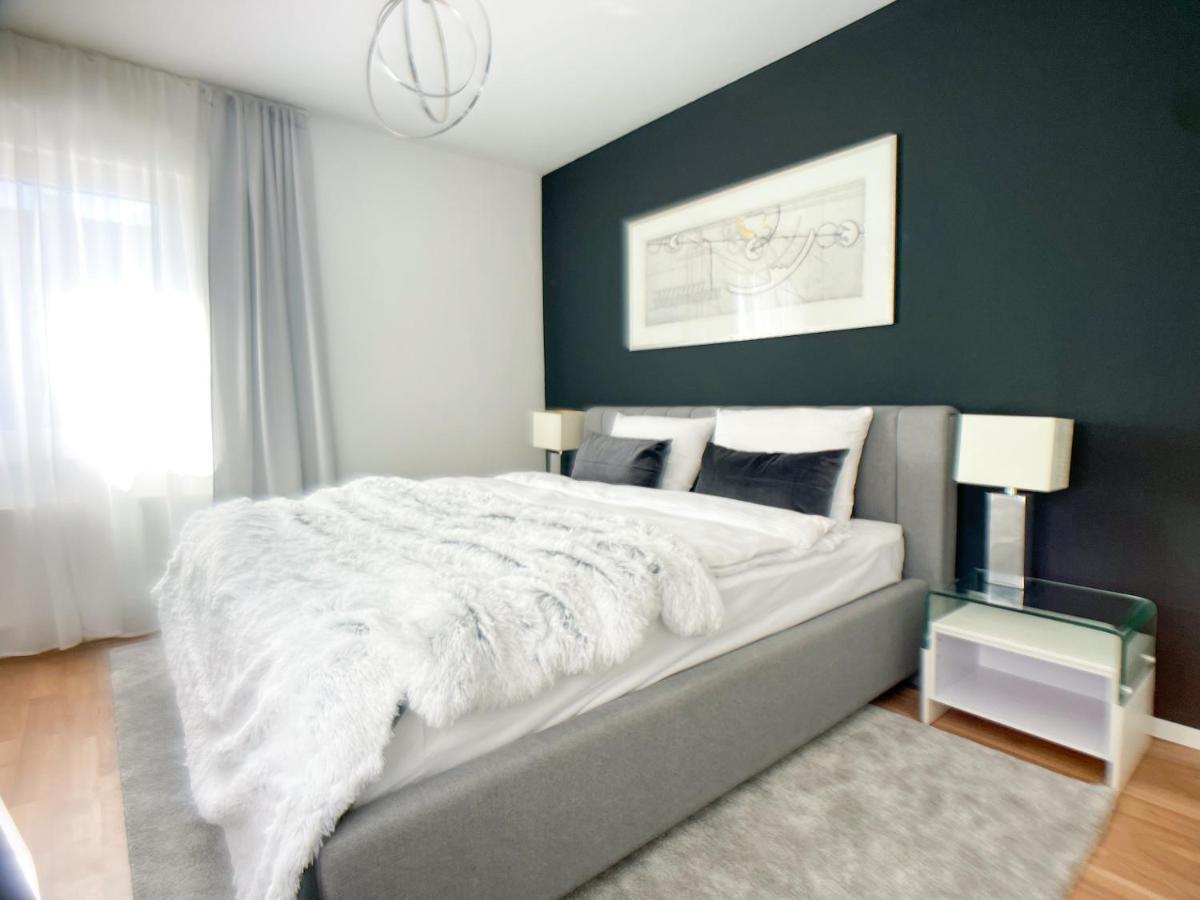 M-Style 02 Apartment Mit Balkon 24H Self-Check-In, Free Parking, Netflix Nürnberg Exteriör bild