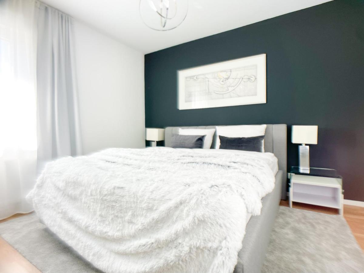 M-Style 02 Apartment Mit Balkon 24H Self-Check-In, Free Parking, Netflix Nürnberg Exteriör bild