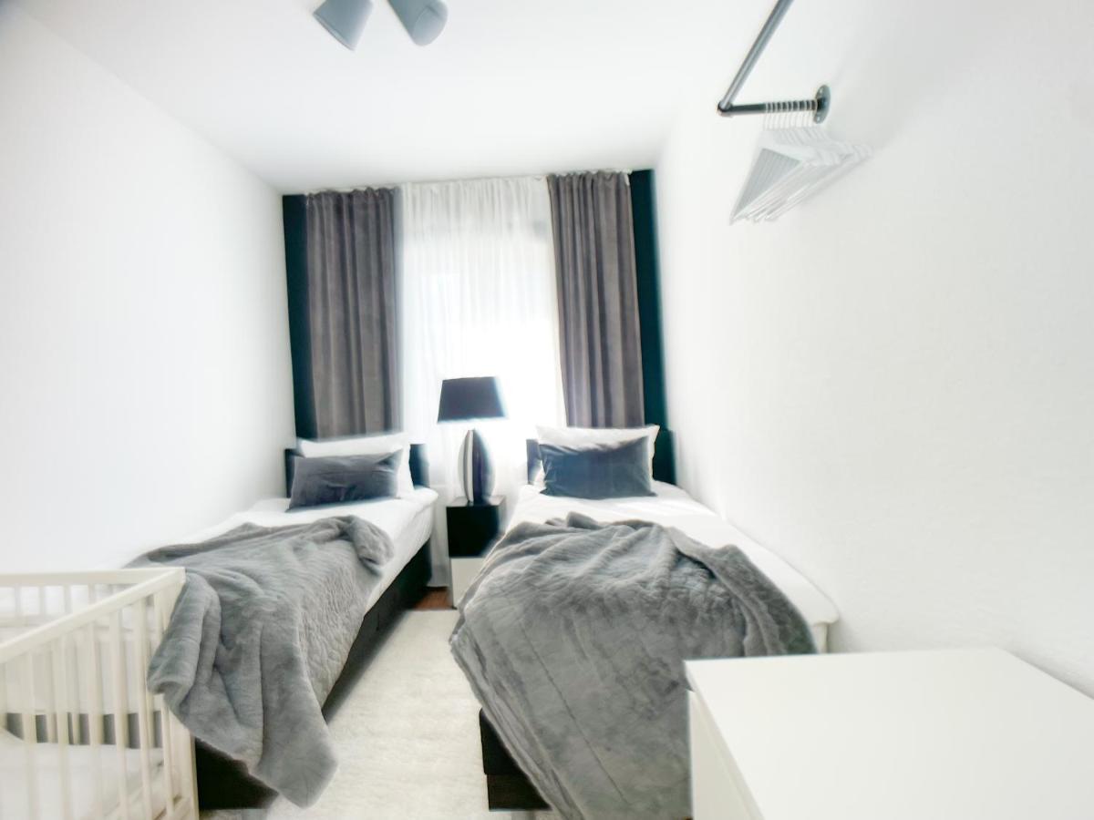 M-Style 02 Apartment Mit Balkon 24H Self-Check-In, Free Parking, Netflix Nürnberg Exteriör bild