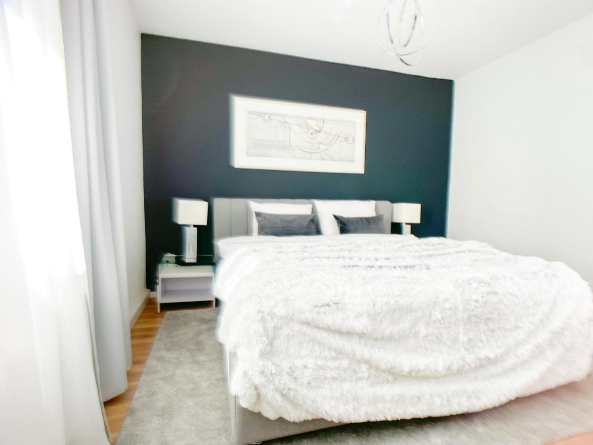 M-Style 02 Apartment Mit Balkon 24H Self-Check-In, Free Parking, Netflix Nürnberg Exteriör bild