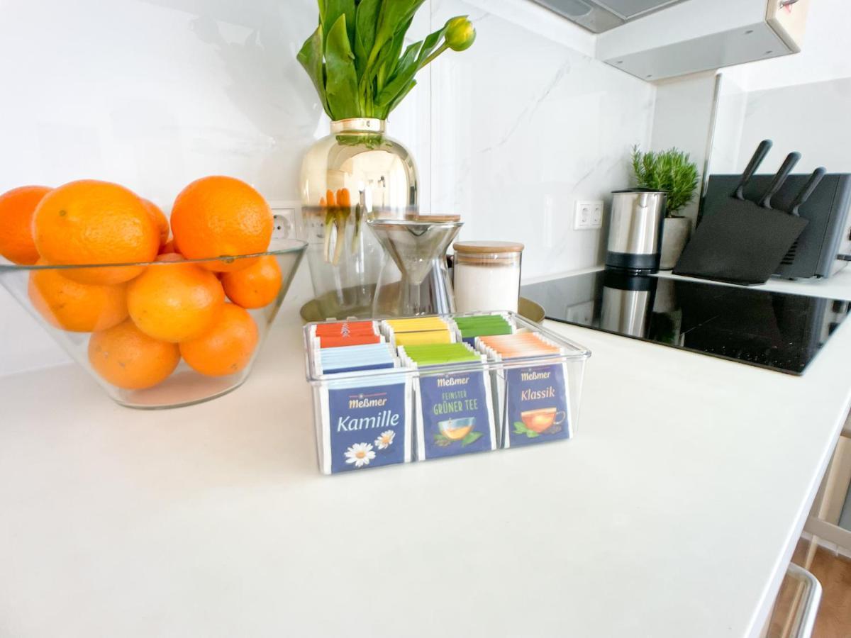 M-Style 02 Apartment Mit Balkon 24H Self-Check-In, Free Parking, Netflix Nürnberg Exteriör bild
