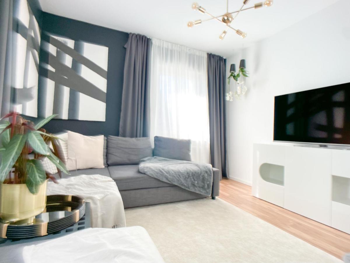 M-Style 02 Apartment Mit Balkon 24H Self-Check-In, Free Parking, Netflix Nürnberg Exteriör bild